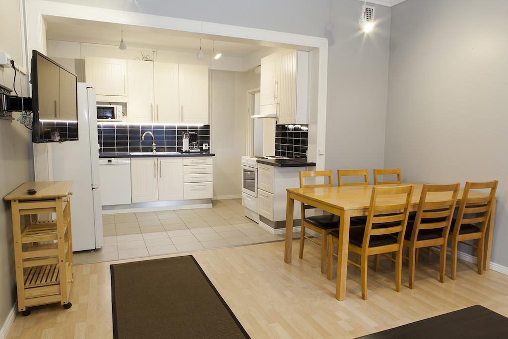 Hotelli Ville Apartment ตัมเปเร ห้อง รูปภาพ
